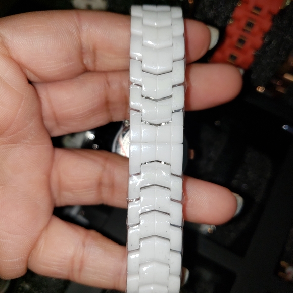 Invicta-Angel Ceramic - Picture 3 of 4